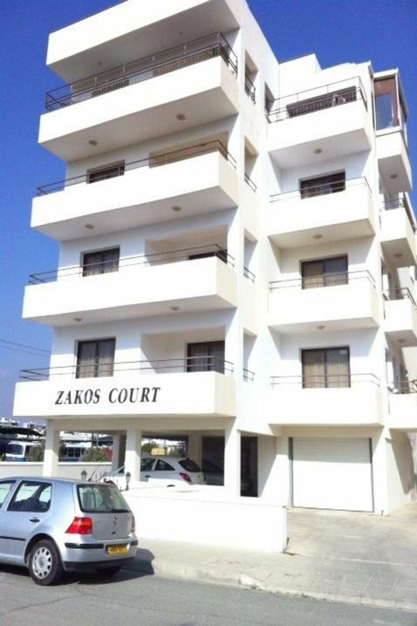 Zakos Court Apartments Larnaca Exterior photo